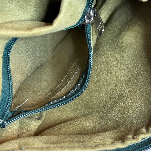 Crystalyn Kae forest green vegan leather shoulder sling handbag/purse. - Picture 9 of 12